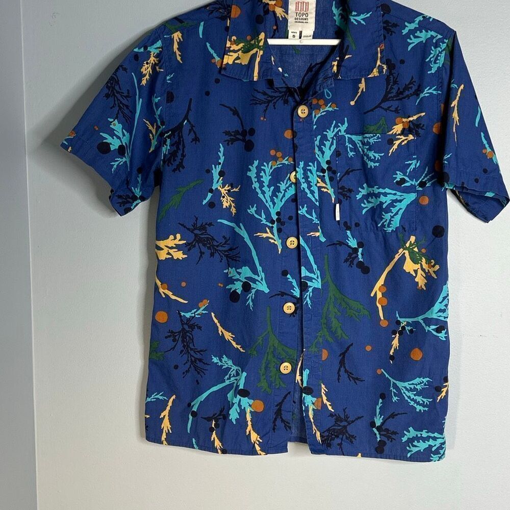 Topo Designs Men’s Small Tour Floral Custom Illustrated Print Button Down Shirt
